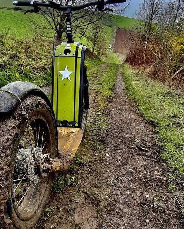 The large 20-inch FAT wheels also have optimum grip on any given ground