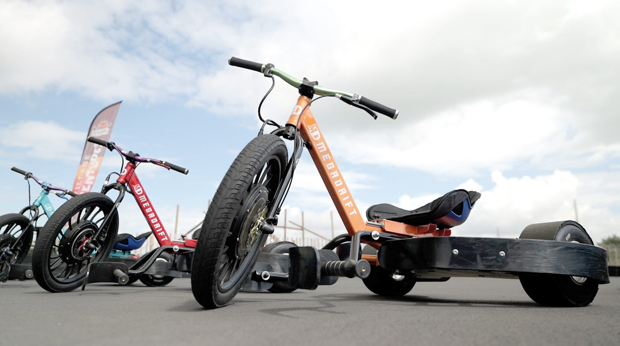 ZOSH MegaDRIFT : French electric powered tricycle